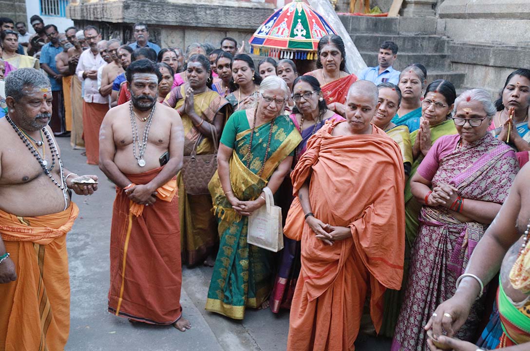 Sacred Thirumurai Pezhai Procession by Siva Muralidharan Ragaveshvarar Temple, Derisanamcope | 14-01-2026