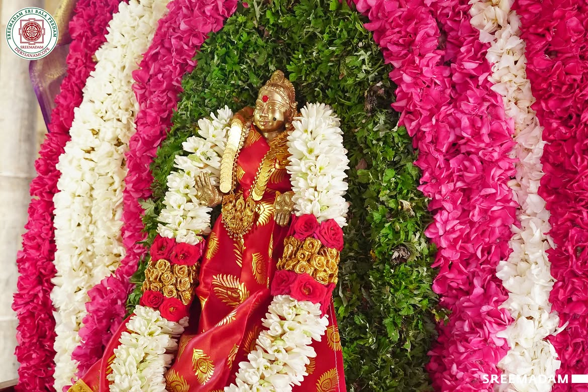 Divine Glimpses of Sri Balatripurasundari Ambal Thiruveethi Ula