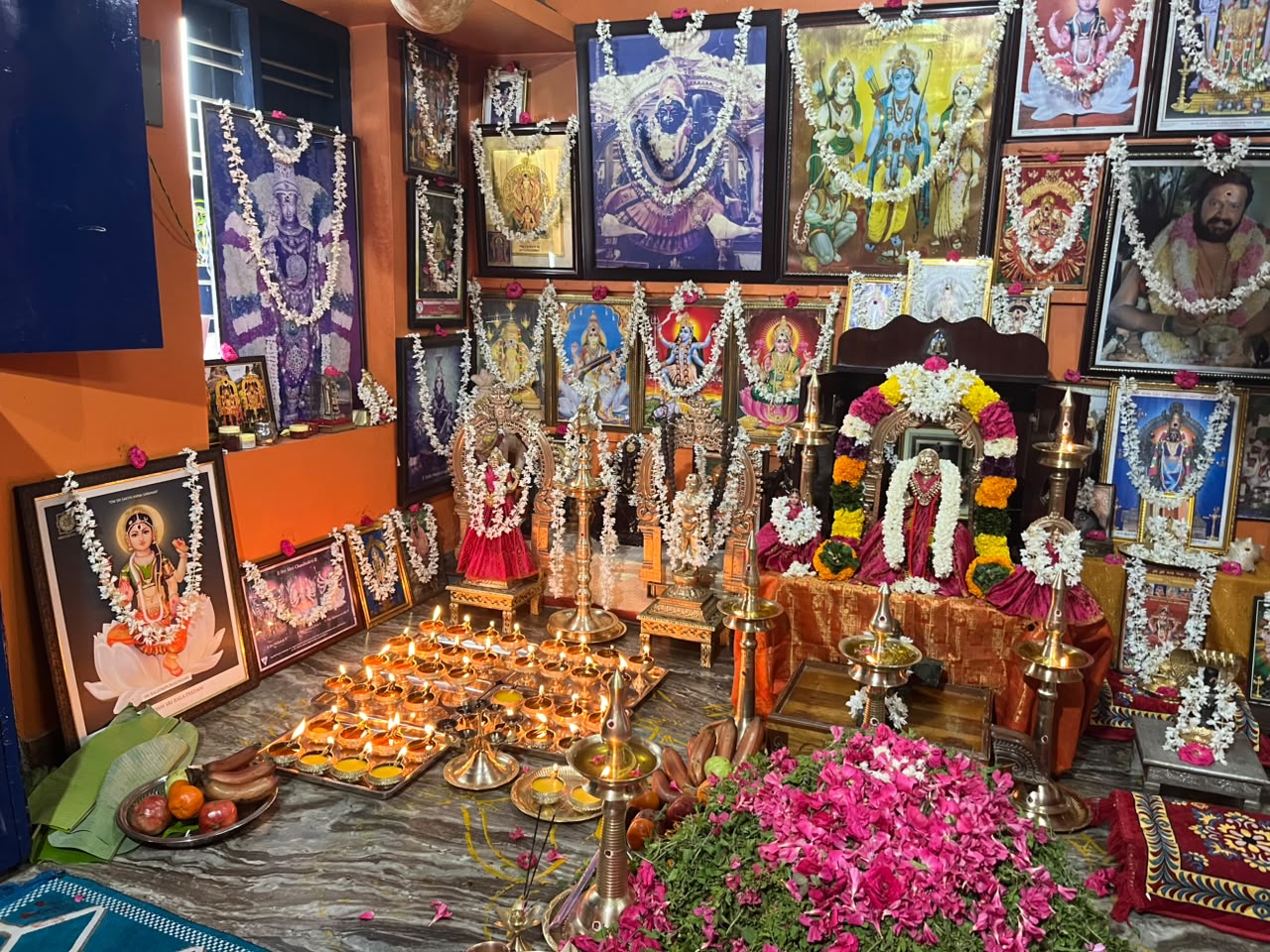 Grand Pournami Pooja & Sri Narayani Abhishegam